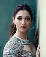 Tamannaah Bhatia expresses gratitude to fans as she completes 19 years in cinema