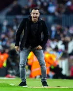 Barca coach Xavi hails influence of PSG boss Enrique